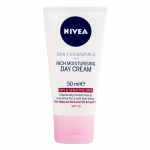 نیوآ کرم مرطوب کننده پوست خشک و حساس با ضد آفتاب SPF15 نیوآ کرم مرطوب کننده پوست خشک و حساس با ضد آفتاب SPF15