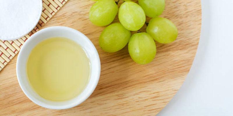 ماسک عسل و روغن هسته انگور برای صورت