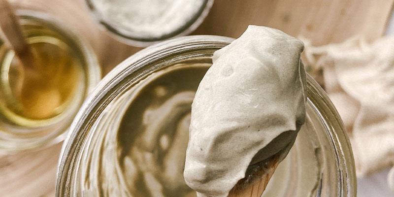 ماسک عسل و خاک رس برای صورت